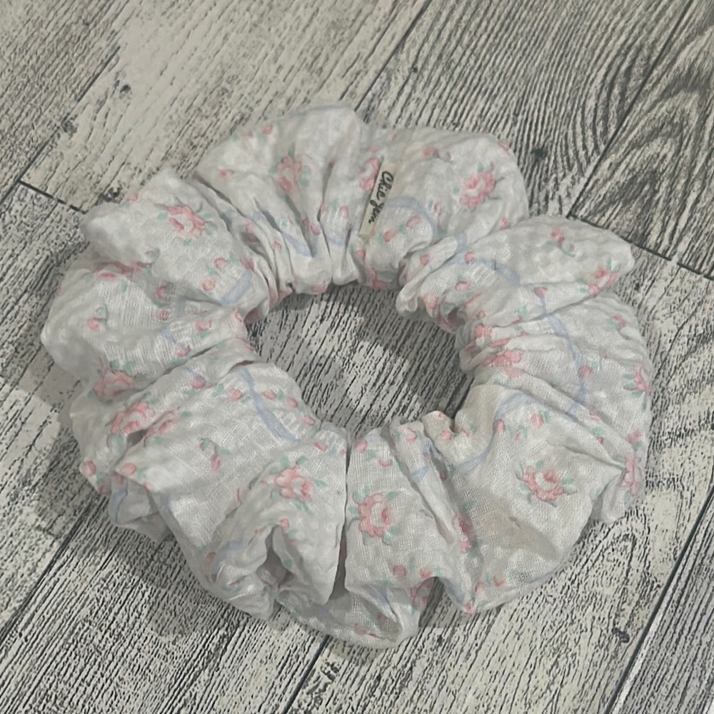 Chic Jem cottage core Floral Scrunchie with Pink Accents